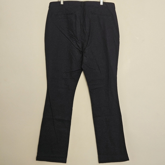 OLD NAVY UNIFORM BOOT CUT STRETCH NAVY PANTS WOMEN'S SIZE 16 TALL - Picture 4 of 8